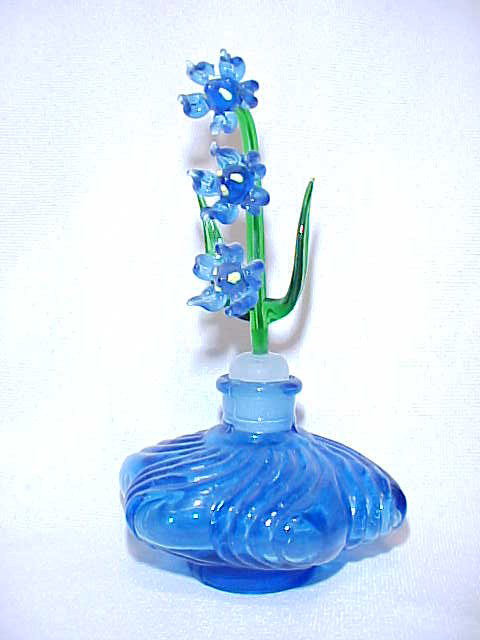 Duncan cobalt perfume floral stem.: Duncan cobalt perfume floral stem. Measures 5-1/2"tall x 3-1/2"wide.