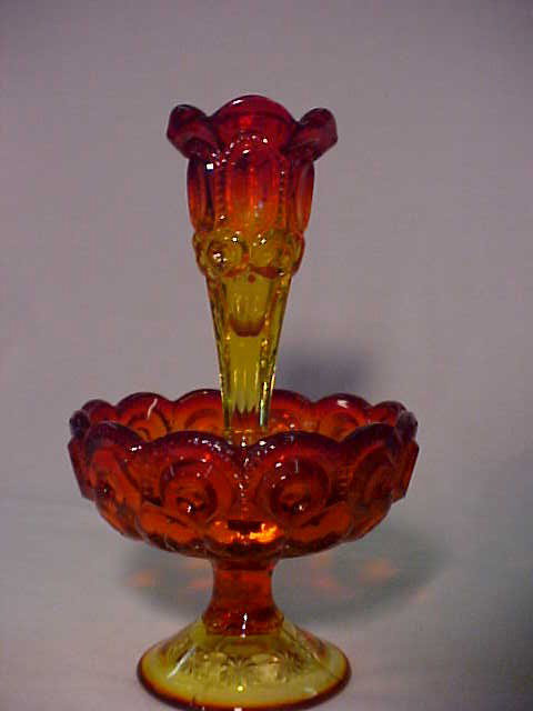 Moon & Star Amberina Epergne: Moon & Star Amberina Epergne. Measures 7-1/2"tall x 4-1/2"wide.