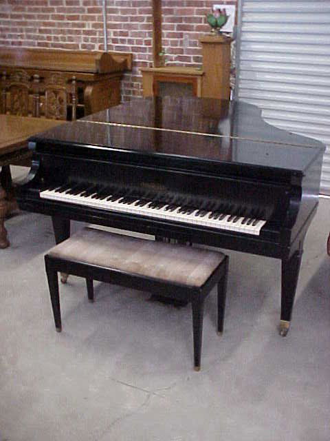 5 1/2' Chickering Baby Grand piano w/bench: 5 1/2' Chickering piano w/bench. Founded 1823. With bench. Estate fresh in good condition. Works good but will need a tuning. Original finish to the mahogany case. No damage or repairs.