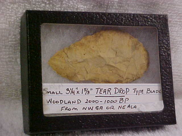 Small 3 1/4" x 1 5/8" teardrop type blade: Small 3 1/4" x 1 5/8" teardrop type blade. From NW Georgia or NE alabama