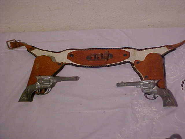 Early Tex Hubley metal toy guns: Early Tex Hubley metal toy guns w/holster