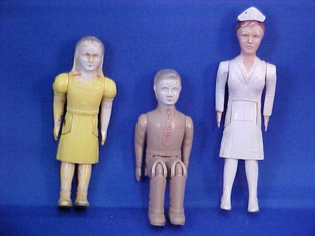 Lot of 3 Rewall plastic figures No. 41,42,43: Lot of 3 Rewall plastic figures No. 41,42,43. Measurements range from 3-1/2" to 4-1/4" tall