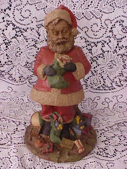 Tom Clark "Santa IV" 1987 crush walnut figurine: Tom Clark "Santa IV" 1987 crush walnut figurine. Measures 12" tall
