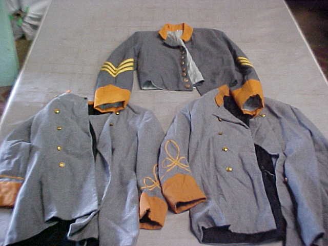 Lot of 3 confederate soldier jackets medium-large: Lot of 3 confederate soldier jackets medium-large