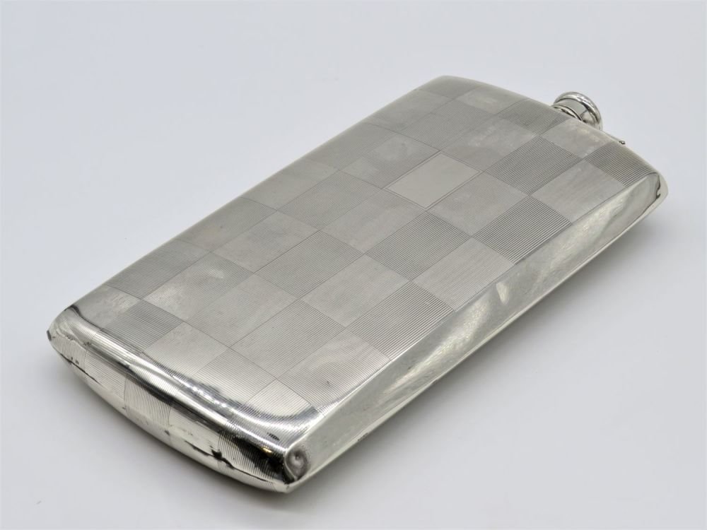 Cartier Sterling Silver Oversized Art Deco Flask (1 of 4)