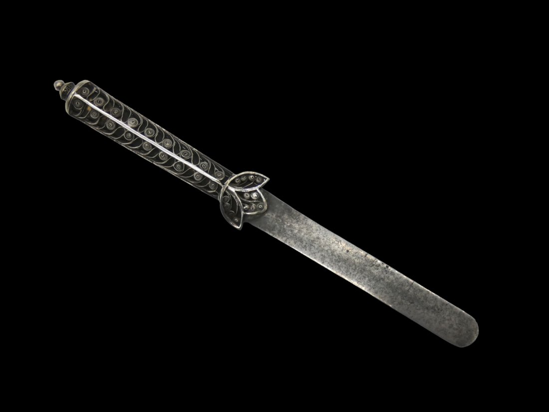 A Silver Filigree Circumcision Knife, Galicia, circa 1800. (1 of 3)