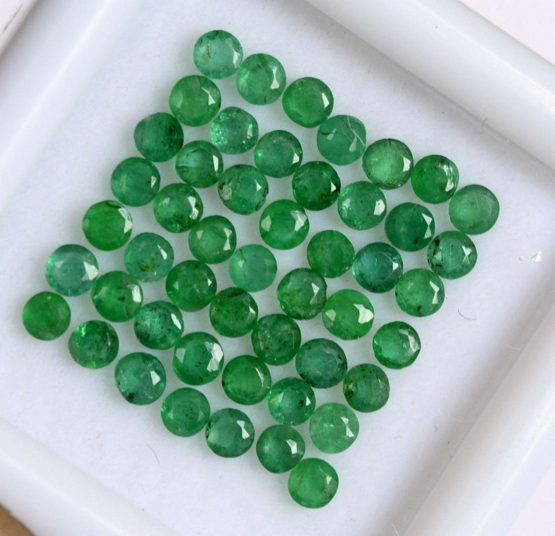 Natural Emerald 2 MM Round Cut Green Loose Gemstone 100 (1 of 2)
