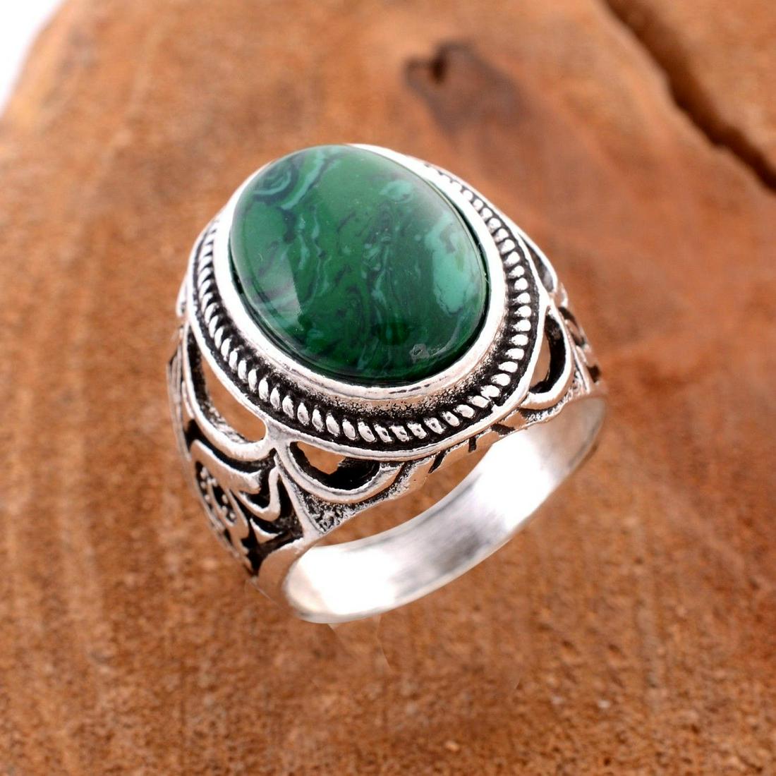 MALACHITE GEMSTONE SILVER PLATED RING SIZE 8 (1 of 2)