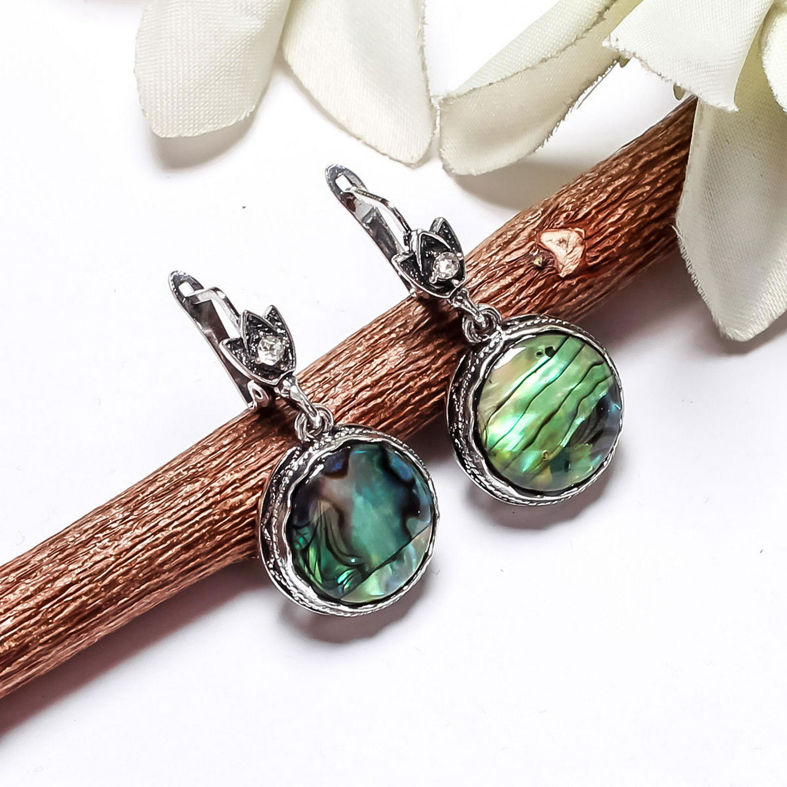 ABALONE SHELL GEMSTONE SILVER PLATED LEVER BACK (1 of 2)