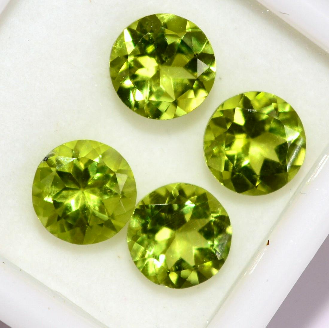 Natural Green Peridot 8 MM Round Cut Loose Gemstone Lot (1 of 3)
