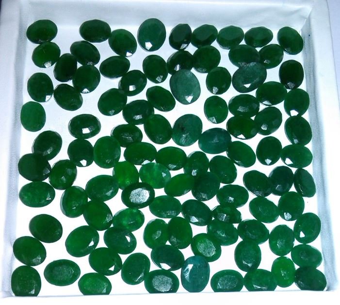 Natural African Emerald Beryl 228.35 Ct Oval Cut Stones: Natural African Emerald Beryl 228.35 Ct Oval Cut Stones