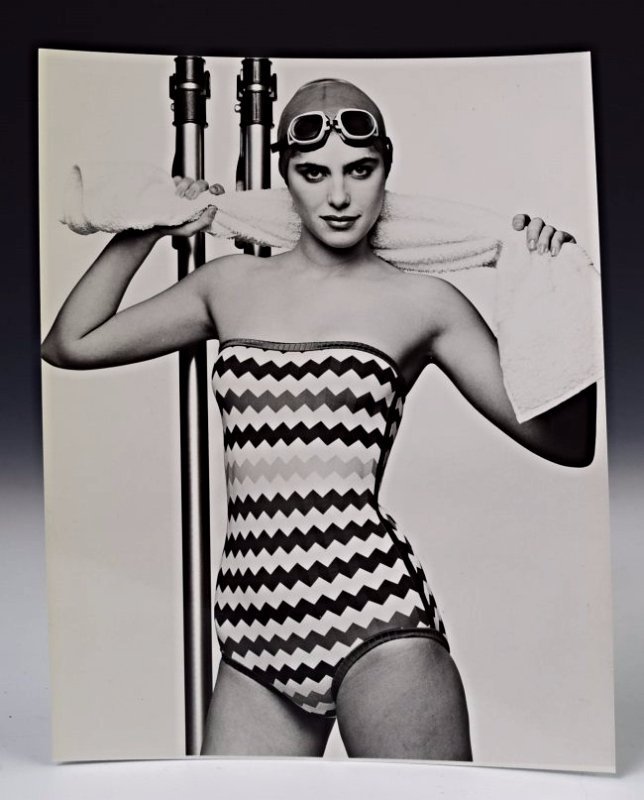 Helmut Newton Signed Photograph (1 of 3)