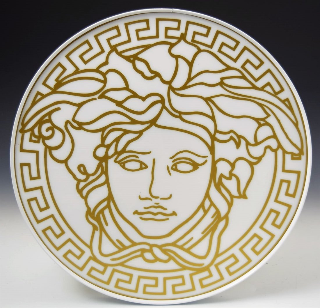 Versace Logo Display (1 of 1)