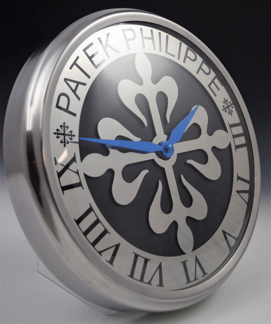 Patek Philippe Dealer Clock (1 of 2)