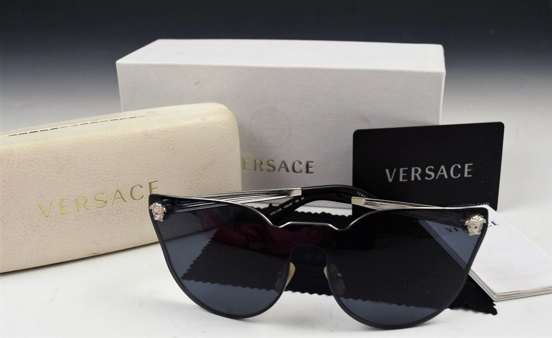 Versace Sunglasses (1 of 3)