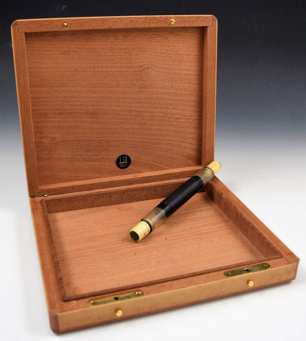 Dunhill Wooden Cigar Humidor: Vintage Dunhill wooden cigar box humidor with humidifier Box measures: