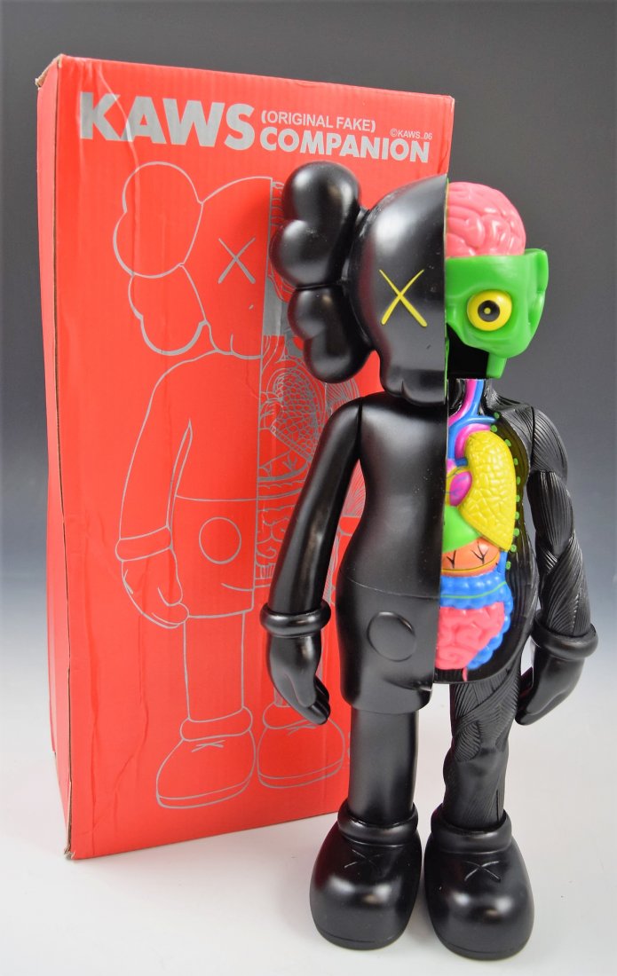 KAWS Sculpture (1 of 2)
