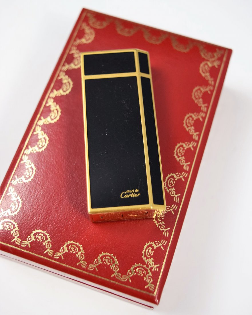 Cartier Lighter (1 of 3)