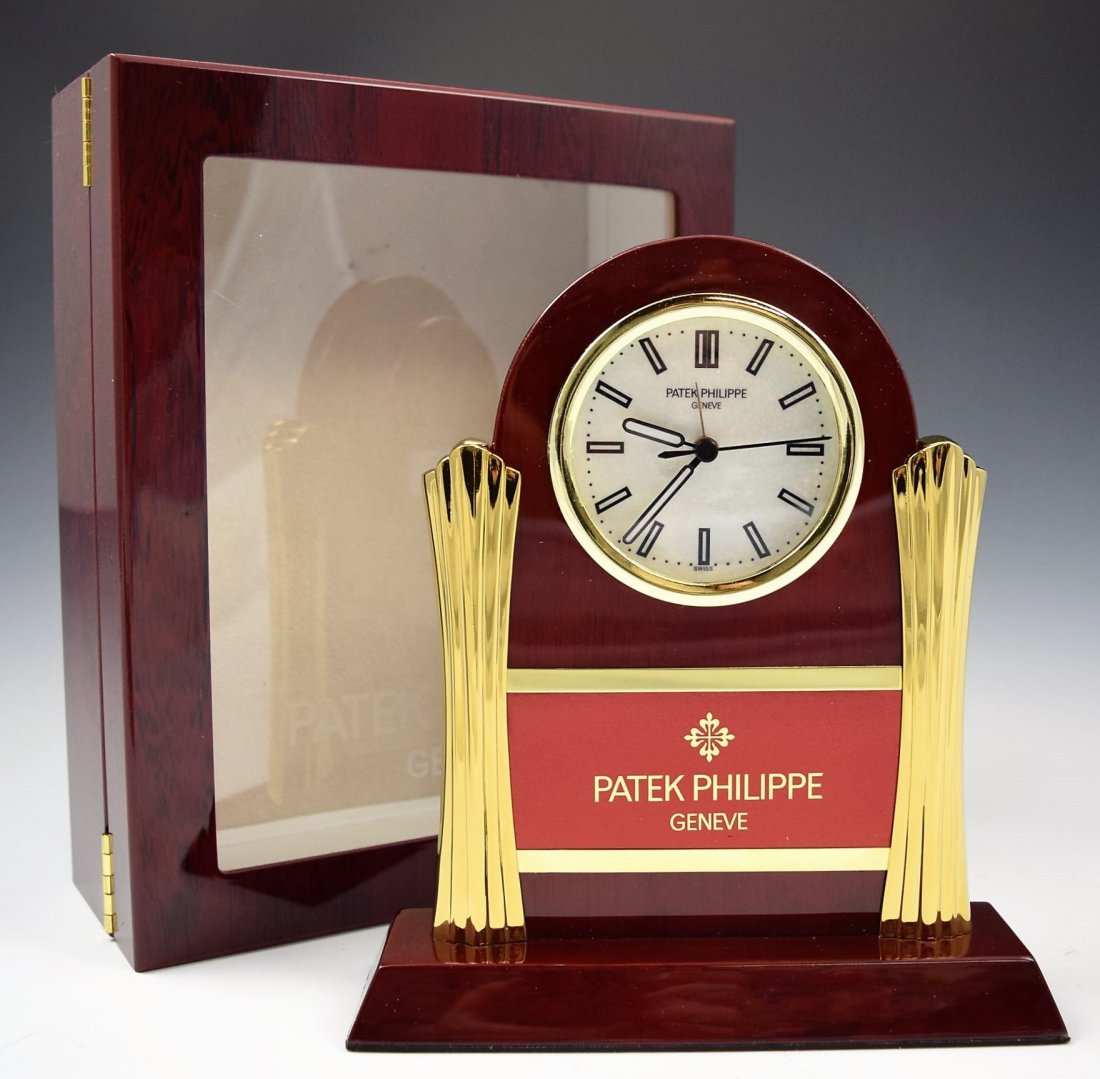 Patek Philippe Dealer Clock (1 of 6)