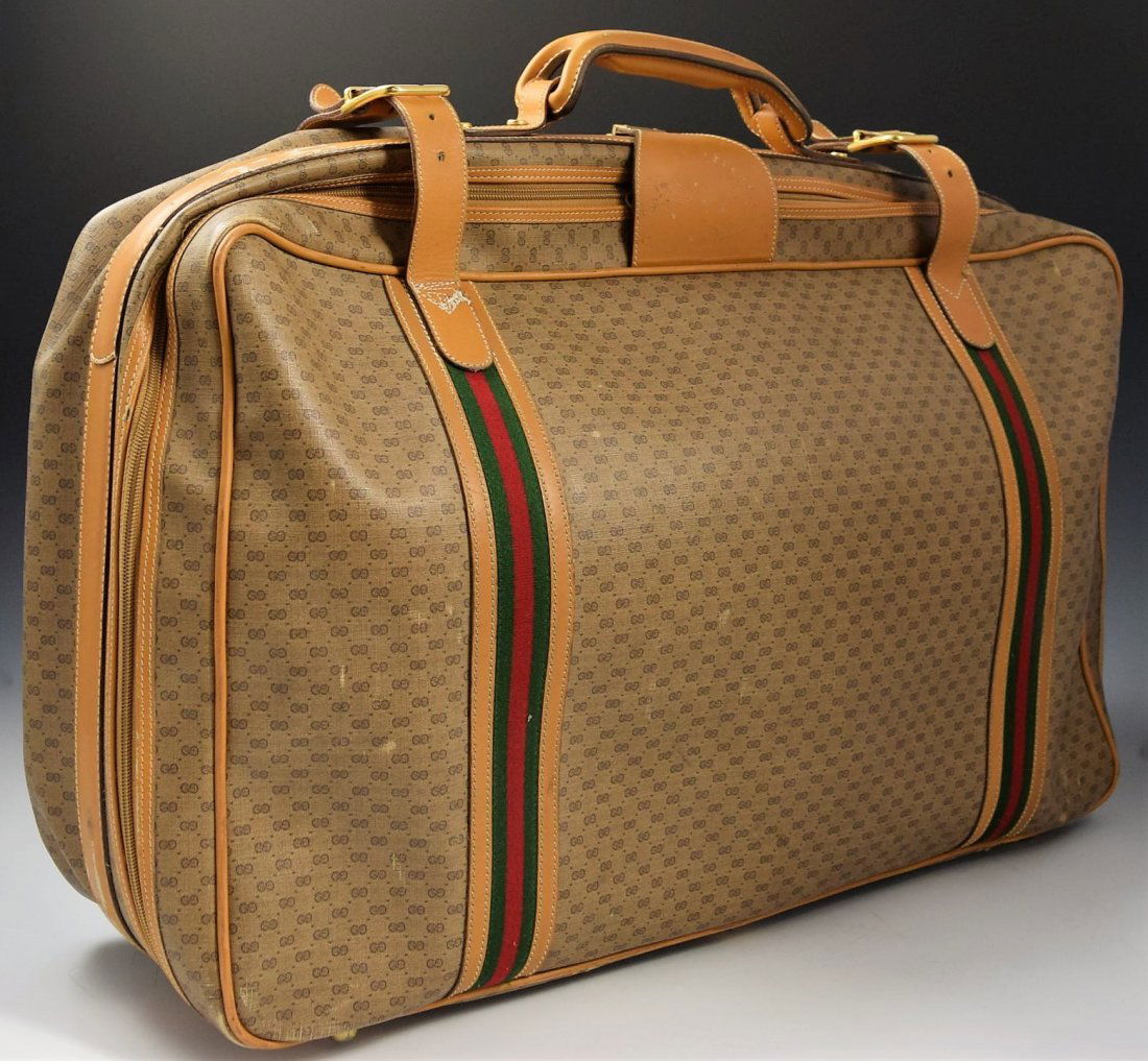 Gucci Suitcase (1 of 4)