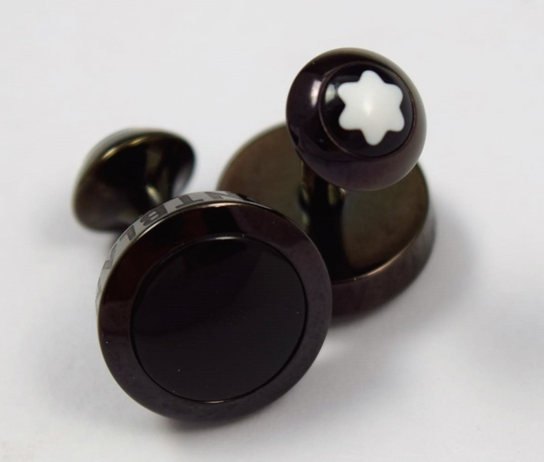 Montblanc Cufflinks (1 of 2)