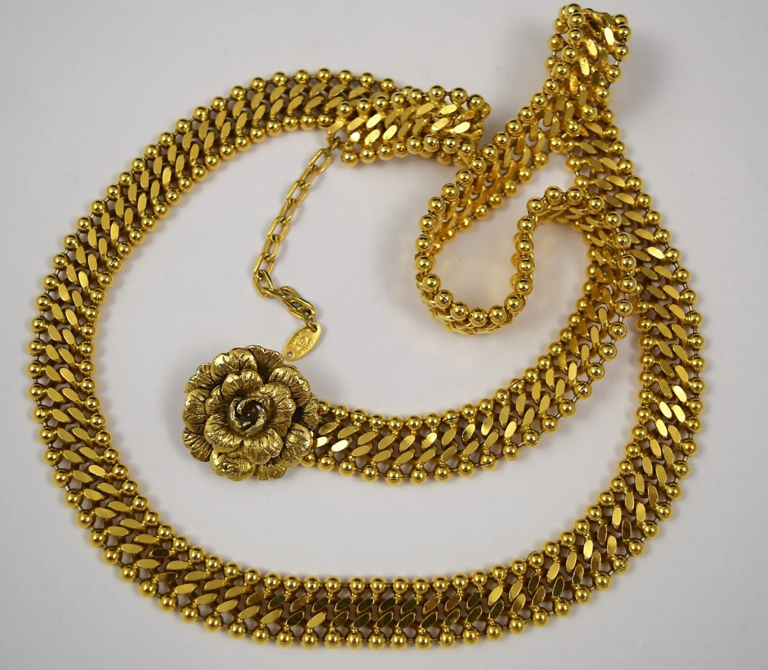 Vintage Chanel Chain Belt (1 of 3)