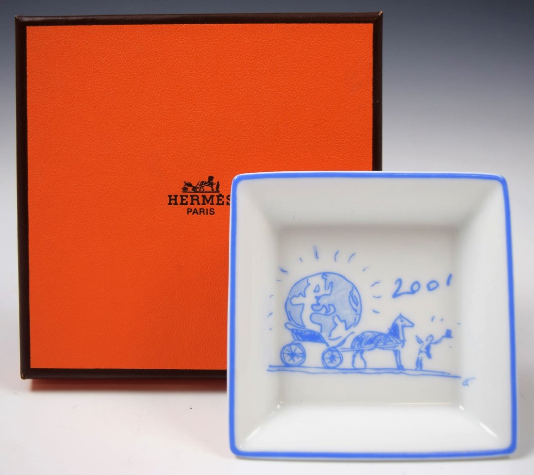 Hermes Ashtray (1 of 3)