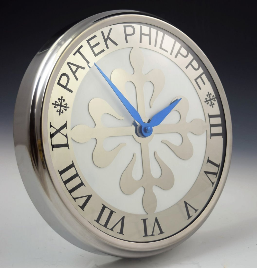 Patek Philippe Dealer Clock (1 of 2)