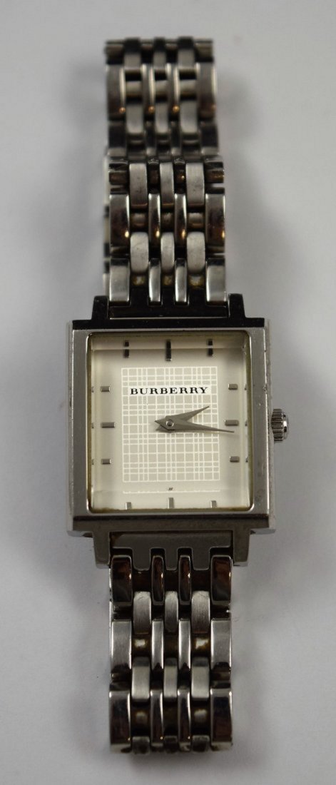 Burberry Watch (1 of 2)
