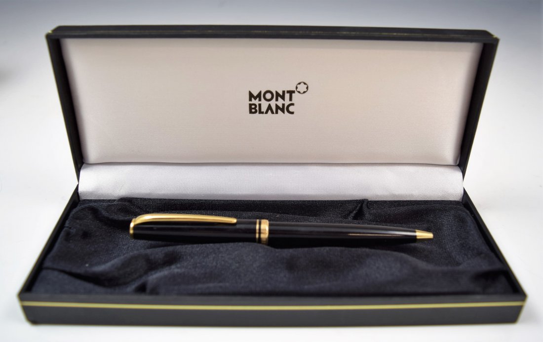 Montblanc Pen (1 of 4)