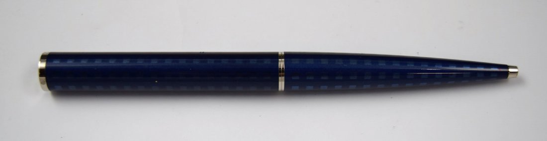 Louis Vuitton Pen (1 of 3)