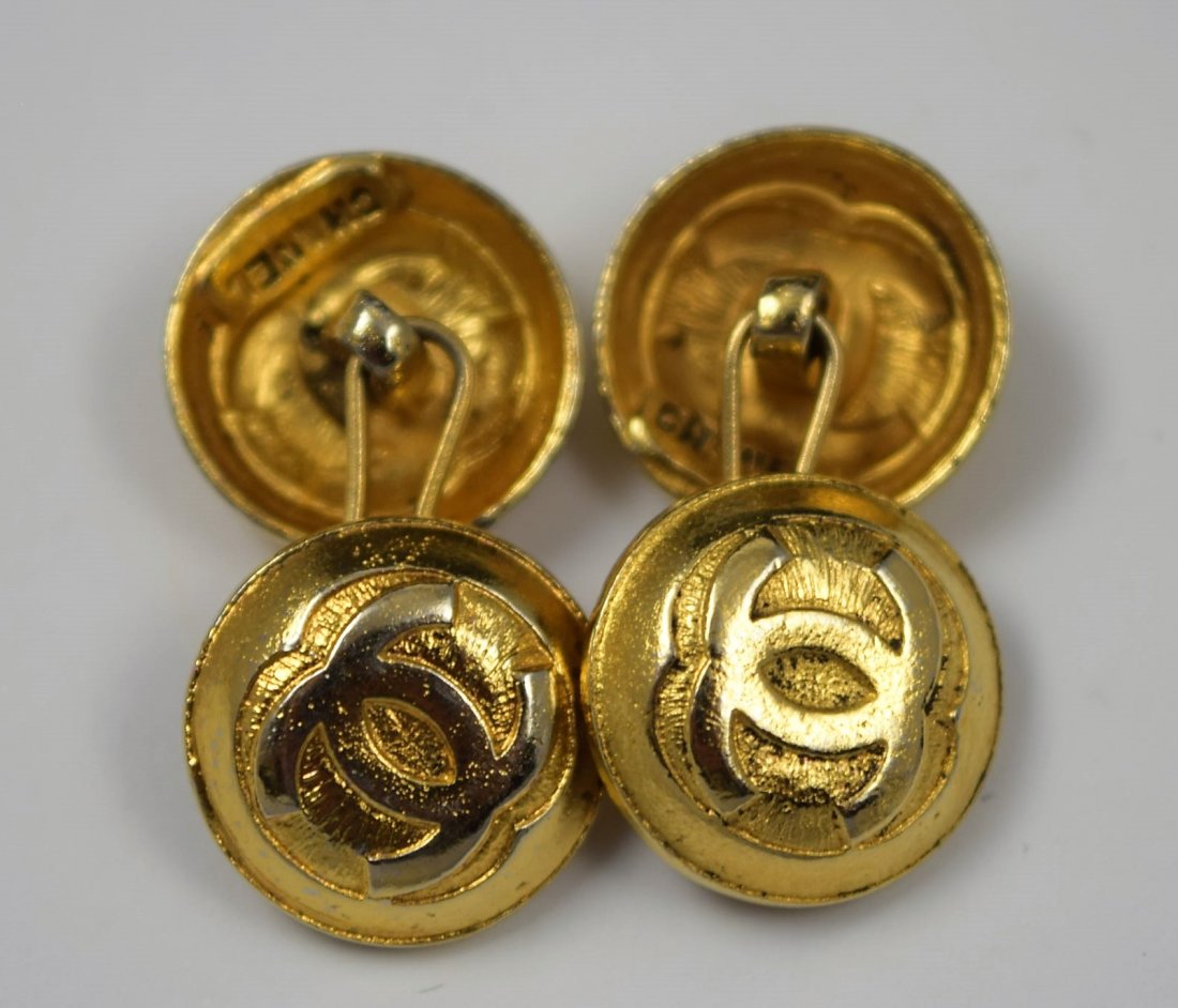 Chanel Cufflinks (1 of 2)