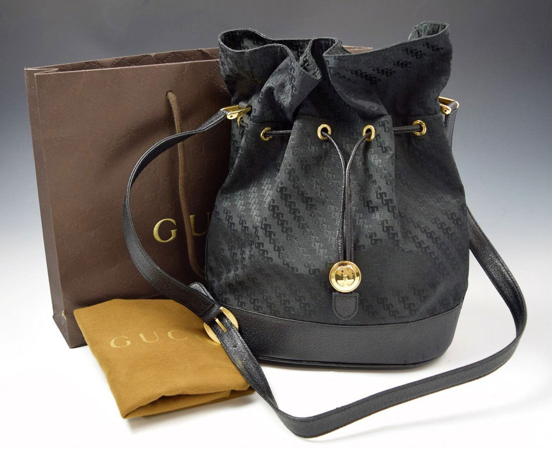 Vintage Gucci Handbag (1 of 4)