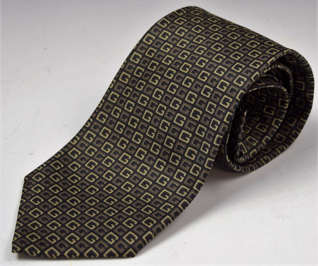 Gucci Silk Tie (1 of 2)