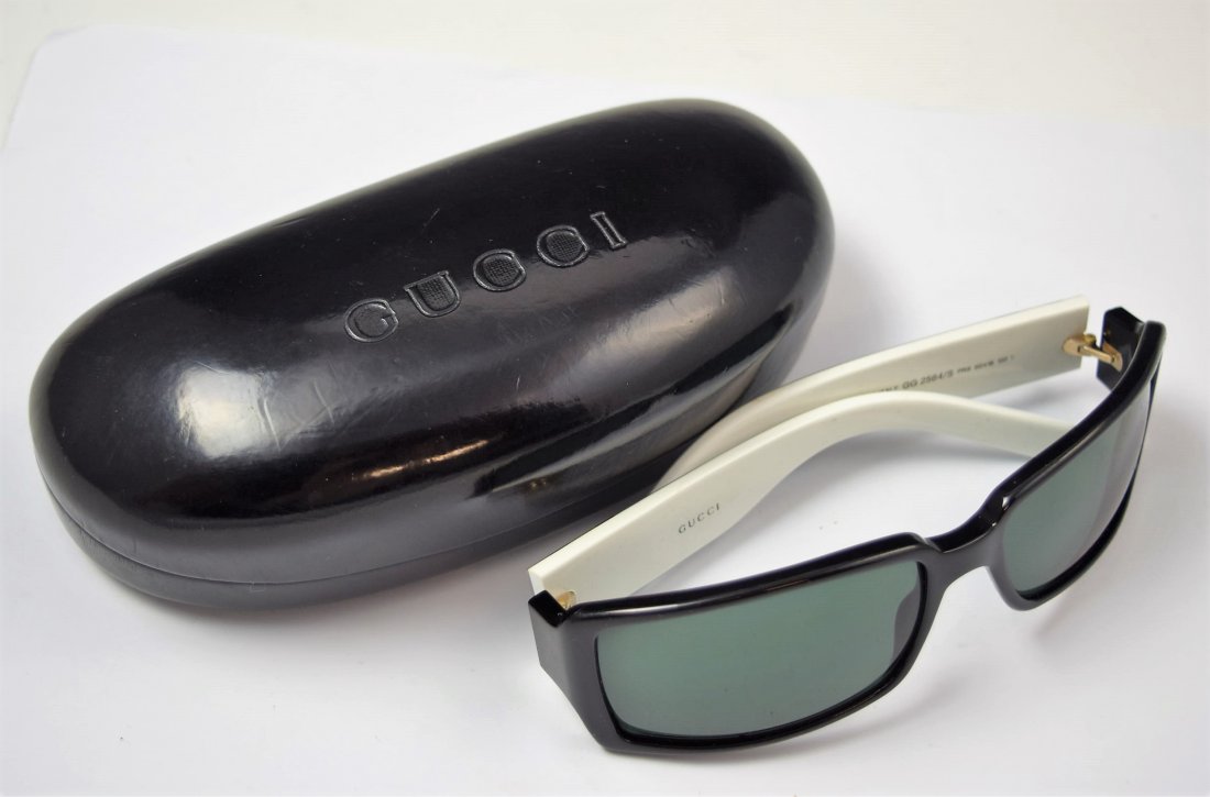 Vintage Gucci Sunglasses (1 of 4)