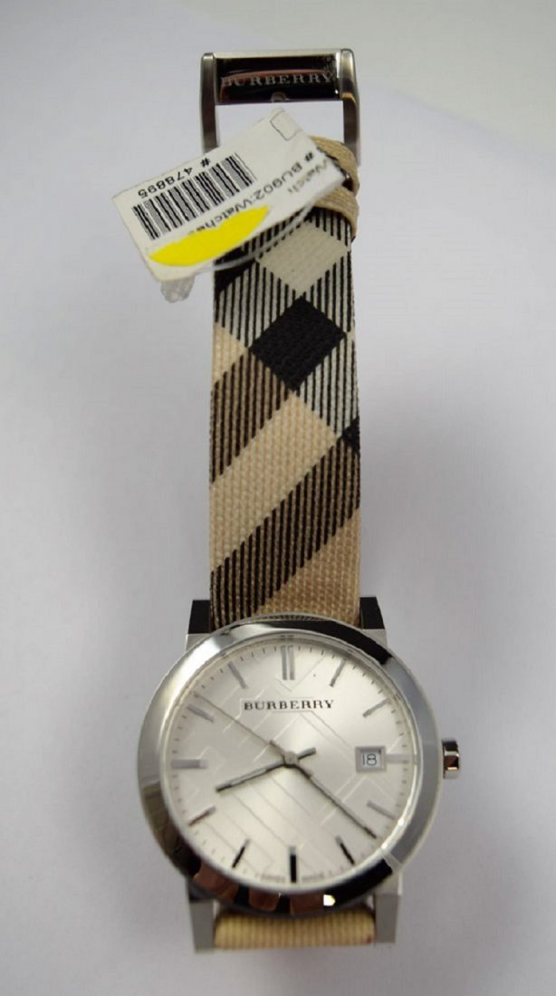 Burberry Watch (1 of 4)