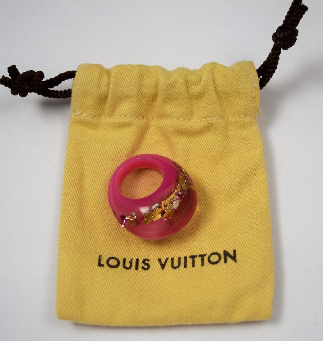Louis Vuitton Ring (1 of 3)