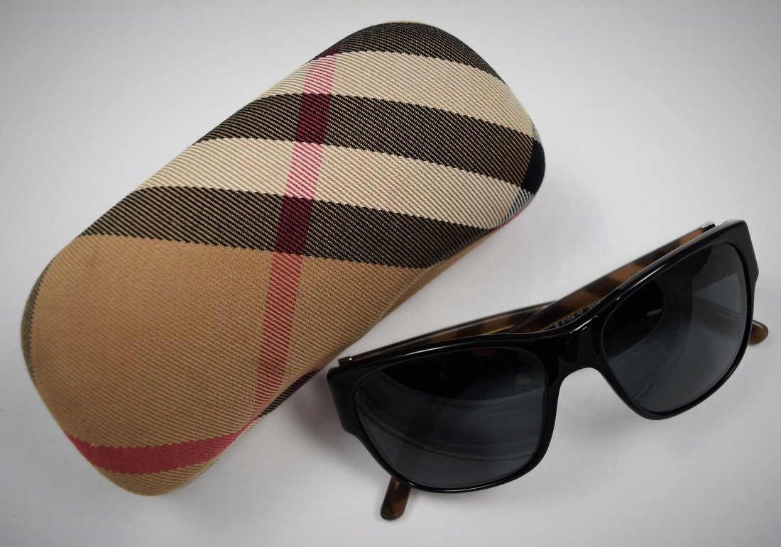 Burberry Sunglasses (1 of 5)