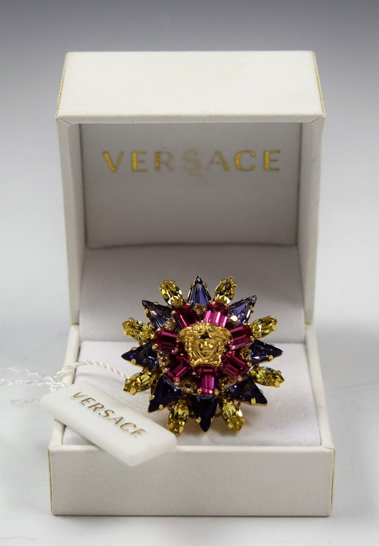 Versace Crystal Flower Ring (1 of 3)