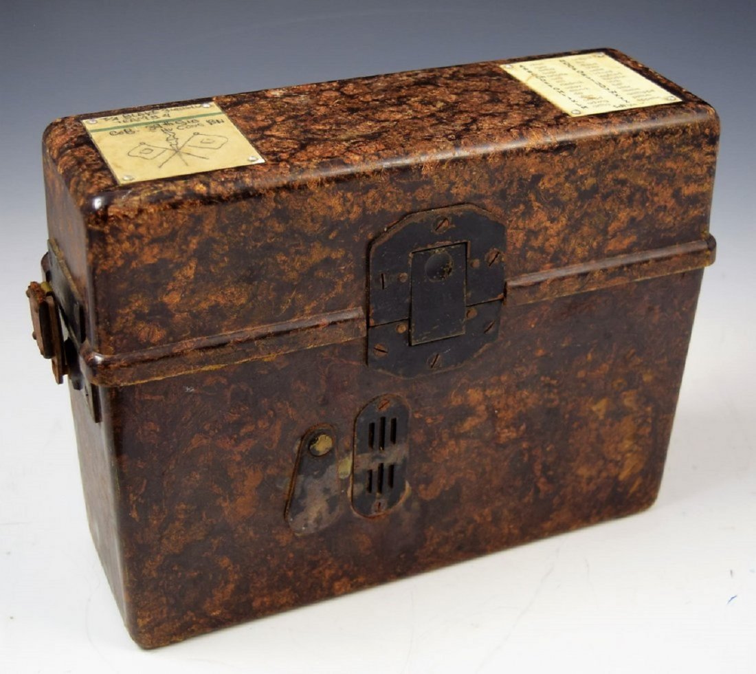 German Field Phone Box (1 of 3)