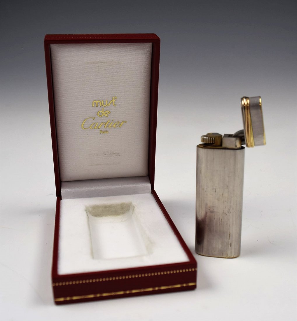 Vintage Cartier Lighter: Vintage Must de Cartier lighter with original box