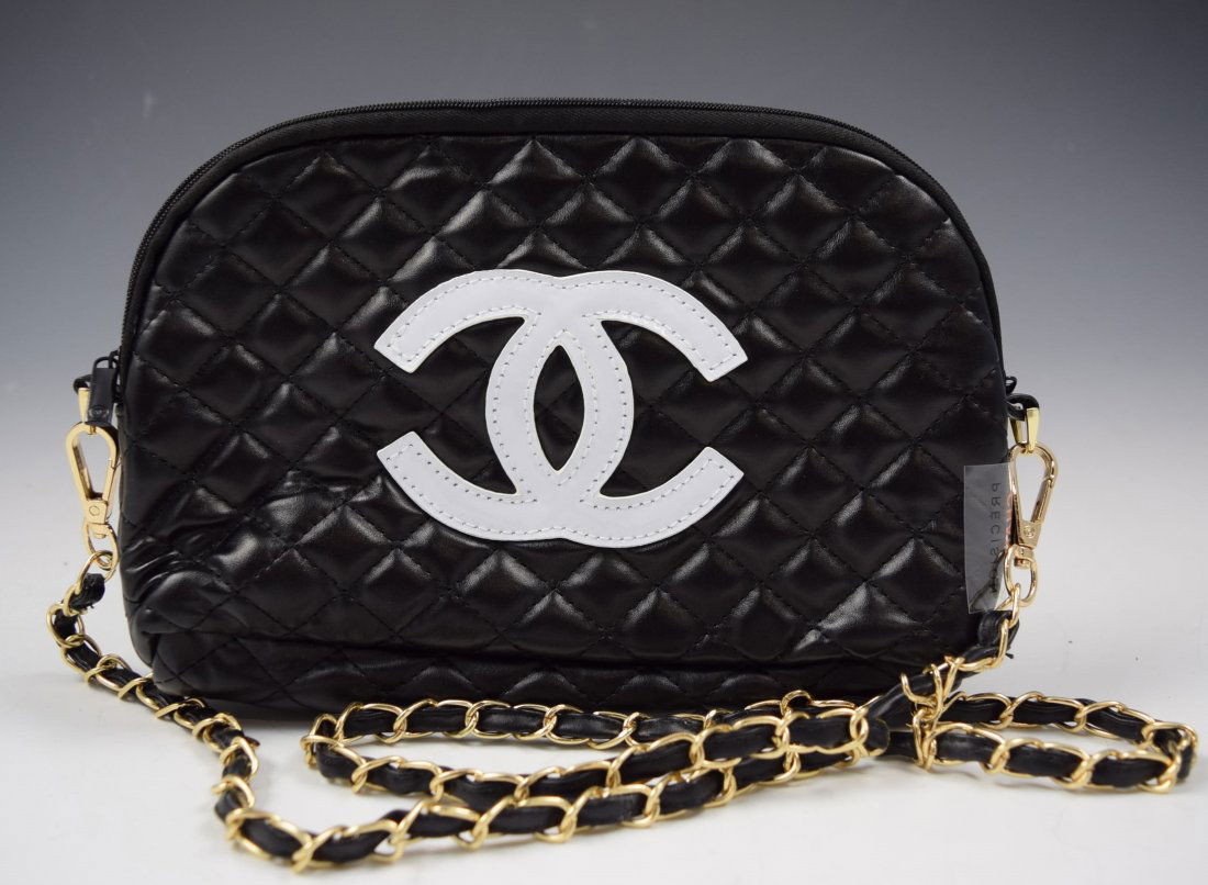 Chanel vip sling bag hotsell