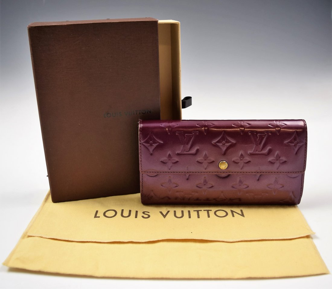 Louis Vuitton Wallet (1 of 4)