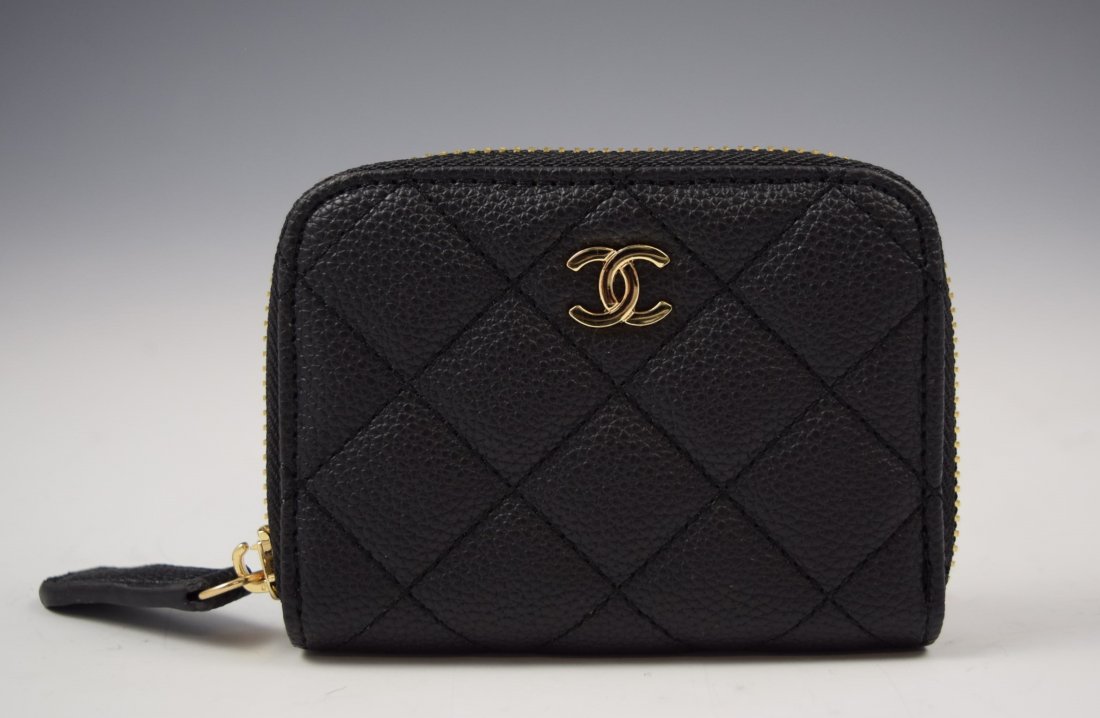 Chanel Card Holder (1 of 3)