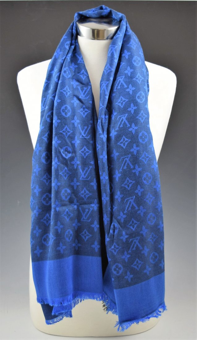 Louis Vuitton Shawl (1 of 3)