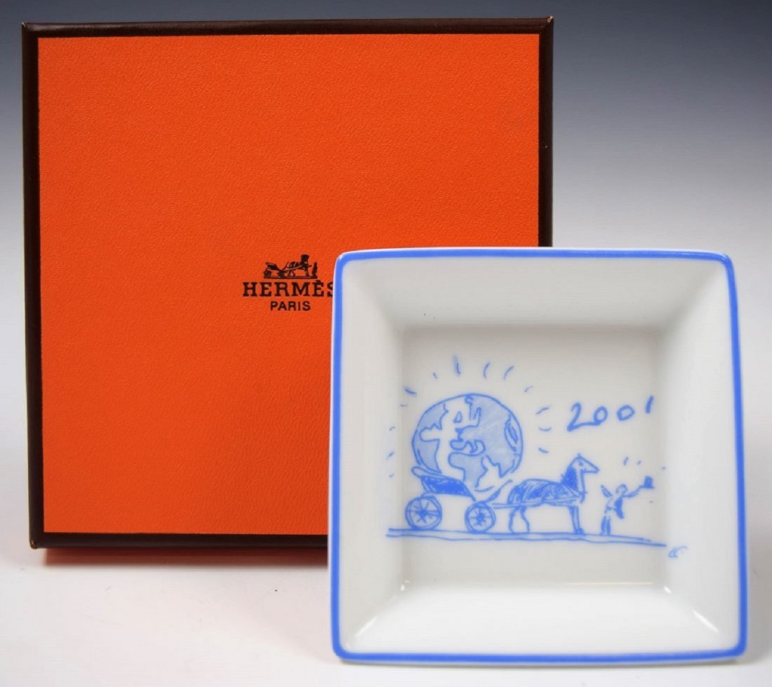 Hermes Ashtray (1 of 3)