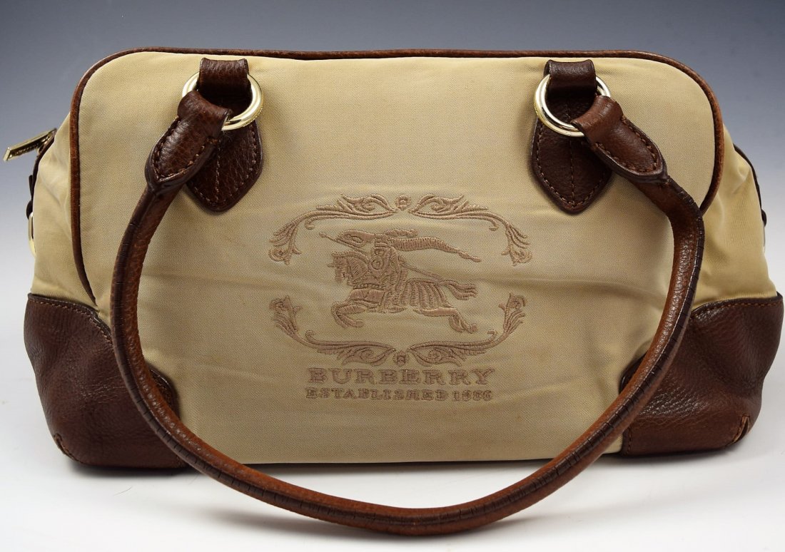 Burberry Handbag (1 of 4)
