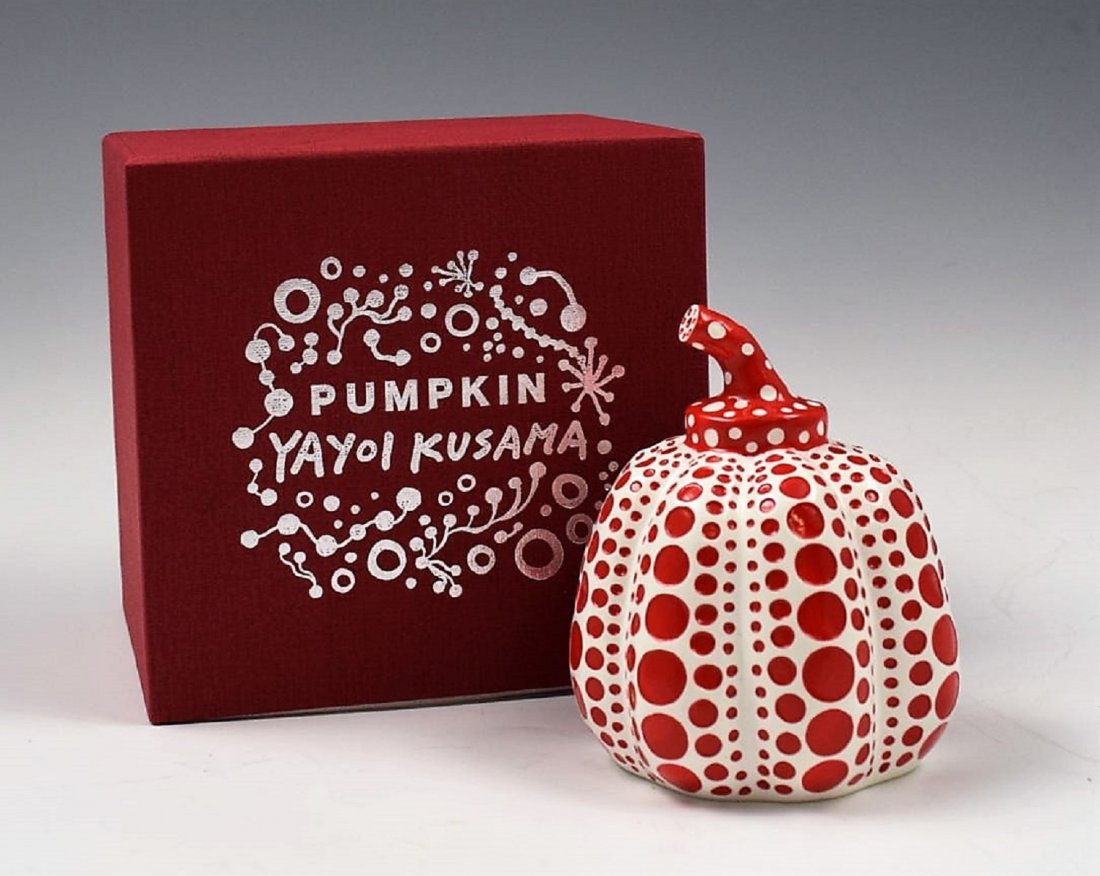 Yayoi Kusama Pumpkin Sculpture (1 of 4)