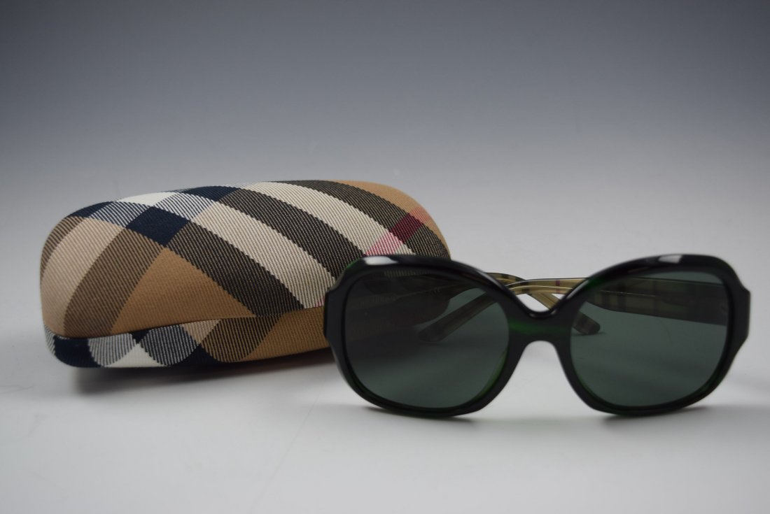 Burberry Sunglasses (1 of 4)