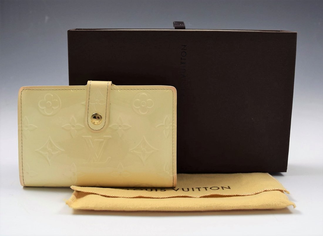 Louis Vuitton Wallet (1 of 3)